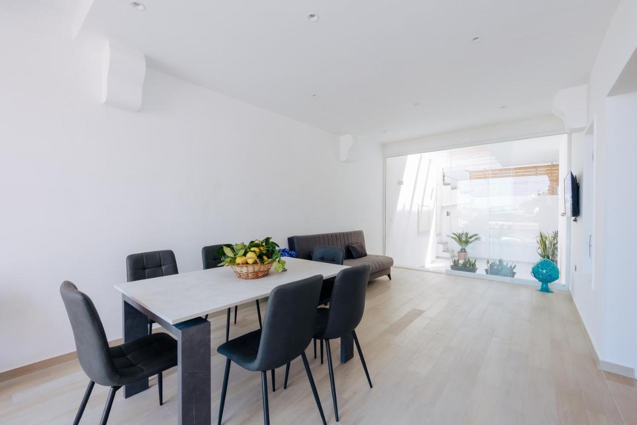 Maison Lorelle - De Vivo Realty ソレント エクステリア 写真